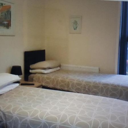 Kings Arms Hotel Farnworth المظهر الخارجي الصورة